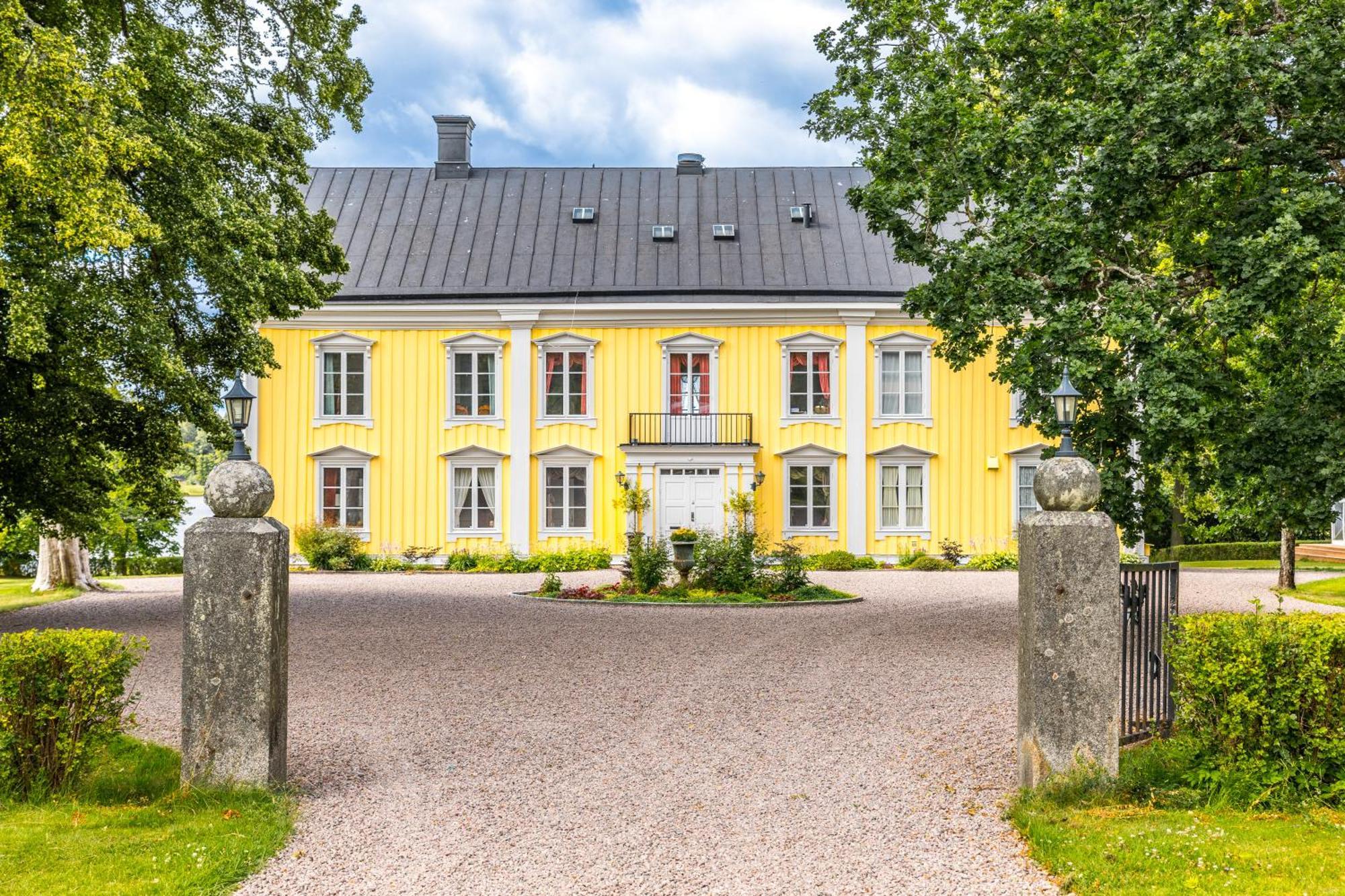 Kristinehamn Herrgardscamping & Stugor المظهر الخارجي الصورة